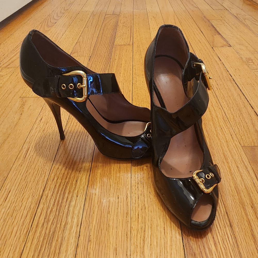 Giuseppe Zanotti Black Patent LeatherStiletto Heels W/Gold Buckle Accents Sz. 40